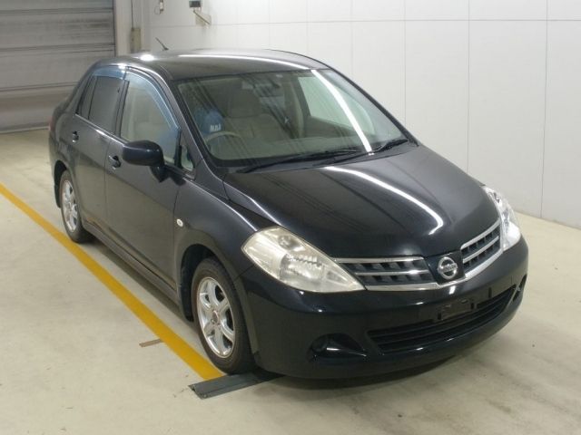 4239 NISSAN TIIDA LATIO SC11 2011 г. (NAA Nagoya)